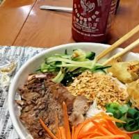  Grilled Pork & Fried Egg Roll Slices Bowl (Bun Thit Nuong, Cha Gio) · 