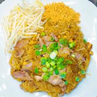 Pad Thai · Gluten-free. Rice noodle, bean sprout, scallion, peanut, fried shallot, tamarind sauce.