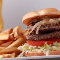 Baby Bleu · 6 ounce Creekstone fresh burger with lettuce, tomato, pickle, onion topped with sautéed mush...