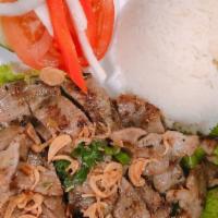 Com Heo Nuong - Pork Rice · Grilled pork plate.