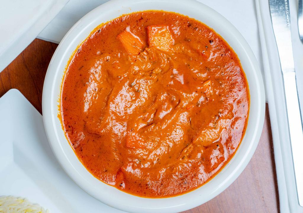 Chicken Tikka Masala · The popular north Indian dish which became the national dish of Britain as well. Its made of boneless pieces of chicken grilled in special tikka sauce and cooked in creamy masala sauce.