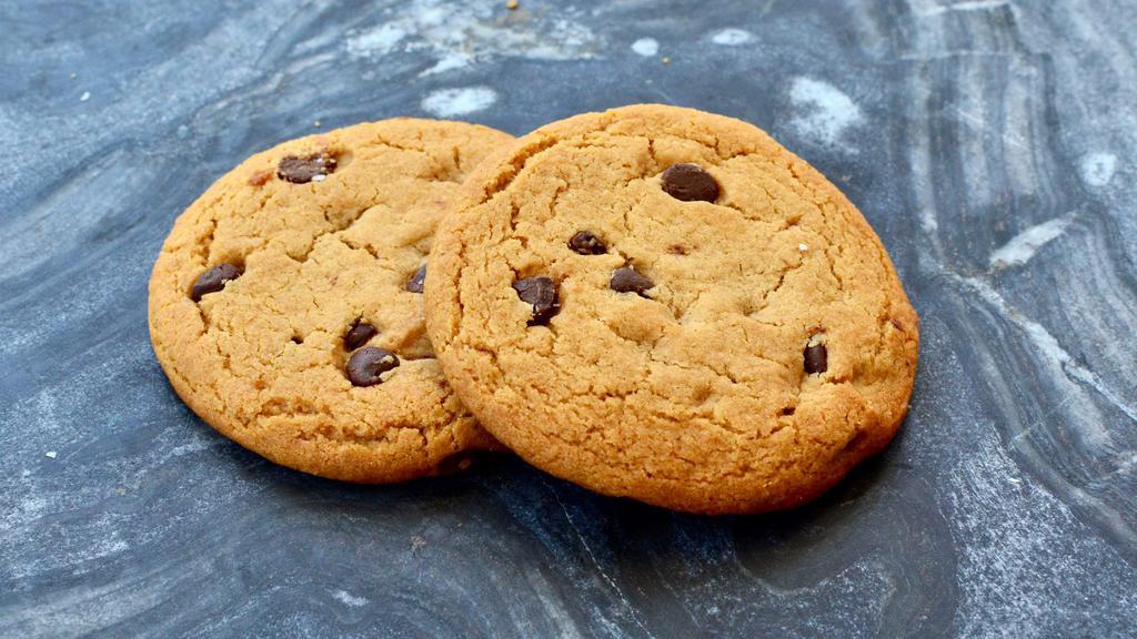 Grandma'S Cookies · Pack of 2 chocolate chip cookies