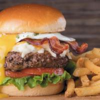 Craft Republic Burger · Applewood bacon, white cheddar cheese, sunnyside up fried egg, with lettuce and tomato