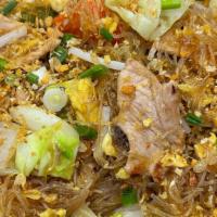 5. Pad Woon Sen · Glass noodle stir fried with egg, onion, carrot cabbages, green onion, bean sprout.