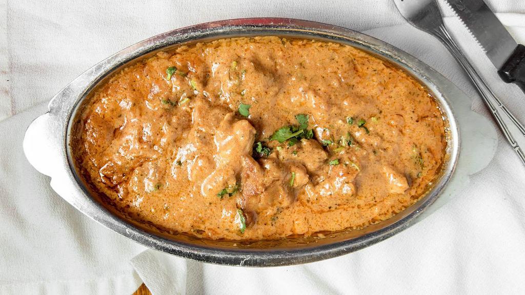 Chicken Makhani · Chicken curry in a creamy house sauce.