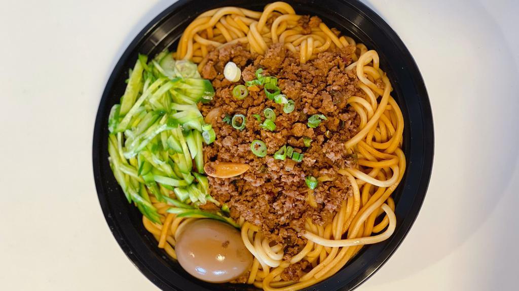 Spicy Pork Noodle(Dry) 肉燥拌面/粉 · Spicy. [SPECIAL IN HOUSE]
[MILD SPICY]
Cooked  spicy minced pork and noodle mixed with  in brown sauce, gherkin cucumber soy egg on top.
