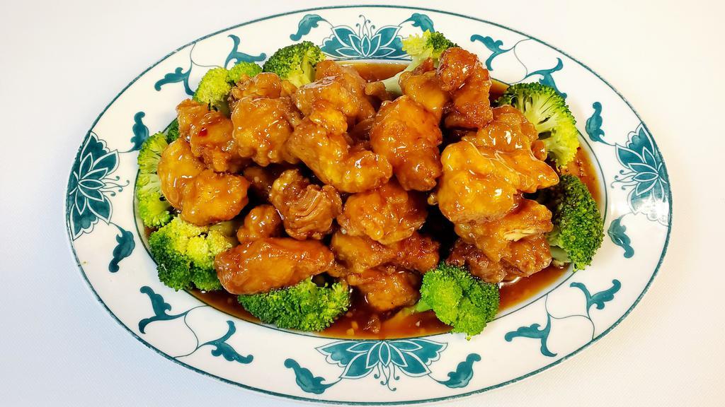 General Tso'S Chicken · Chunks of dark meat chicken done to crispy sauteed with chef special spicy sweet and sour sauce.