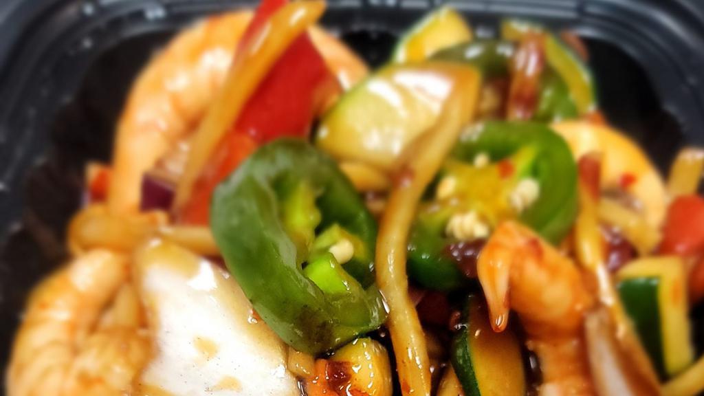 Spicy Thai Ginger Shrimp · Fresh ginger, jalapeno with shrimp and veggies. Hot and spicy.