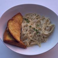 Fettuccini Alfredo · 