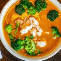 Panang Curry · Bell pepper, carrot and broccoli (peanut based curry).