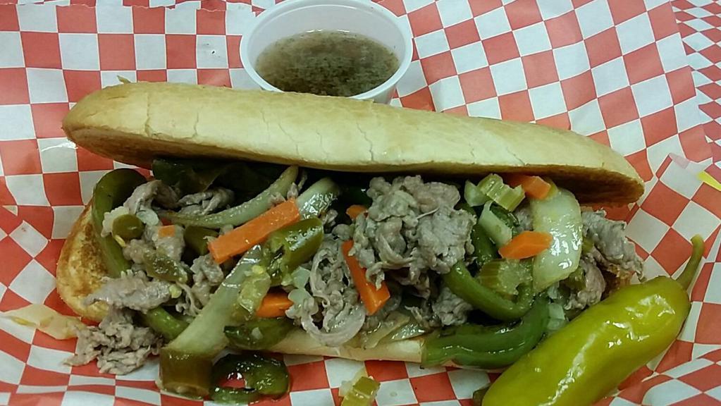 Italian Beef Combo · Includes fries and soda
Thin sliced roast beef with sautéed sweet bell pepper and onions.