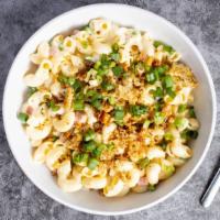 Luau Mac And Cheese · Ignore the naysayers, pineapple and ham is a perfect combination and yes it doesn't just go ...