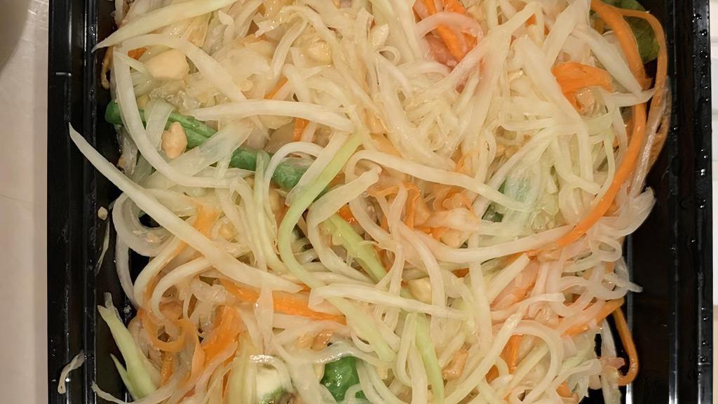 Phad-Woon-Sen · Stir-fried clear noodles, eggs, with choice of meat, and carrots.