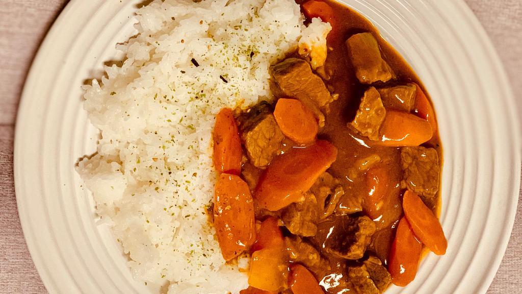 Stew Beef Carrot Curry · Stew Beef, Carrot (Steamed), Rice, Sesame Seed and Curry Sauce.