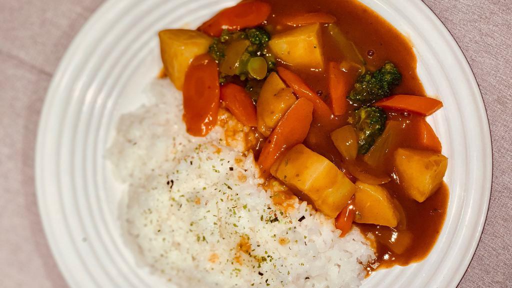 Vegetable Curry · Vegetable (Steamed Potato, Carrot and Broccoli), Rice, Sesame Seed and Curry Sauce.