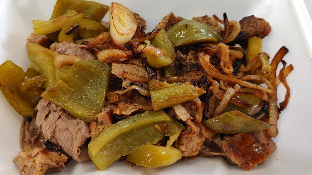 (Italian Beef & Sausage) Combo Bowl · Full order of Italian beef & Italian sausage topped with your choice of grilled onions, bell peppers and / or hot giardiniera.