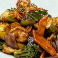 Shrimp With Garlic Sauce · Shrimp, broccoli, water chestnut, carrot, onion, green pepper & Zucchini cooked in dark garl...