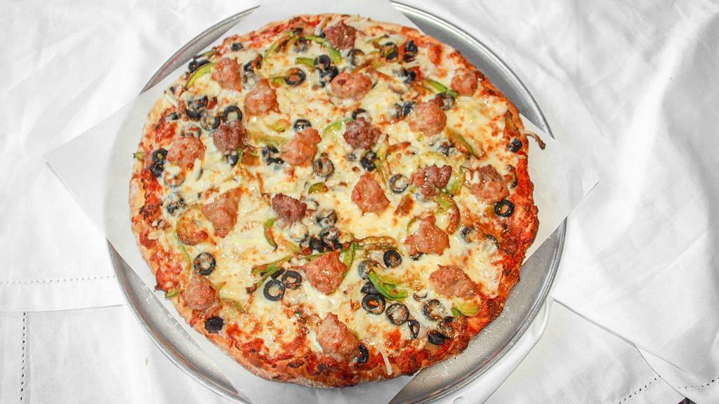 Gourmet Combination · Pepperoni, mushroom, onion, green pepper, black olive, sausage, ground beef, homemade pizza sauce.
