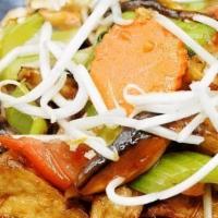 Phad Woon Sen · Bean thread noodles, fried tofu, tomatoes, shiitake mushrooms, celery, onions, carrots, caul...