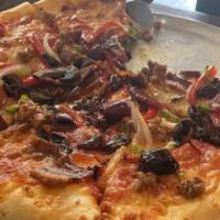 Works · Marinara, Mozzarella, sausage, pepperoni, candied bacon, mushrooms, red and green peppers, r...