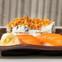 Special A · 4 Crunchy Roll
4 Spicy Tuna Roll
2  Salmon Nigiri