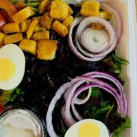 360 Salad · Mixed greens, tomato, onions, black olive, egg, croutons with your choice dressing on the side