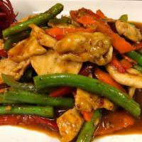Pad Prik Khing Entree · Choice of protein sauteed in prik khing curry paste with green beans, bell pepper, carrot, a...