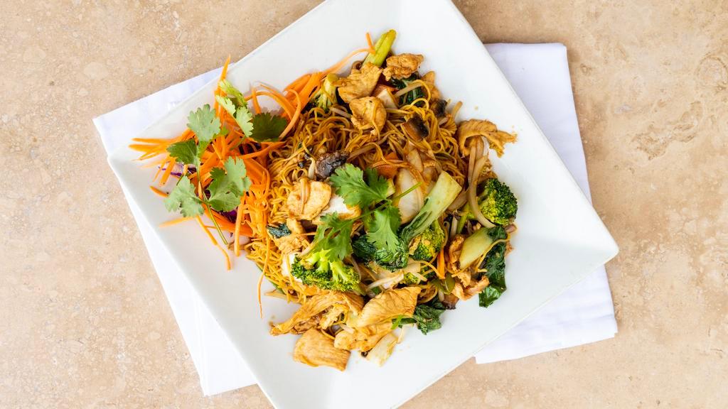 Chow Mein  · Thin egg noodles with mixed vegetables in garlic sauce with bok choy, broccoli, beansprouts.
