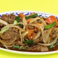 Chili Thai Beef · Sautéed beef with oyster sauce, tomatoes, scallions, and green onions.