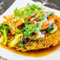 Mì Xào Giòn · Crispy Egg Noodles with House Combination