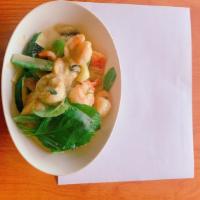 Green Curry Shrimp · Spicy
