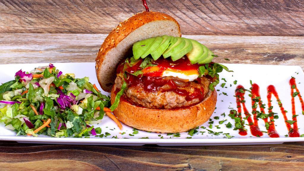Bbq Addiction Burger · All Natural Lean Ground Turkey, Caramelized Onions, Egg Whites or Whole Egg, Tomato, Shredded Romaine Lettuce, Avocado and House Stevia BBQ Sauce. 
(640cal 51protein 45carb 31fat)