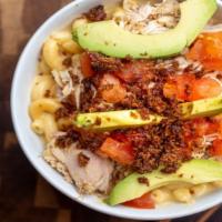Cali Club Mac · Mac and cheese topped with shredded chicken, bacon, avocado and tomato.