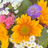 Growers Choice  · sunflowers paired with the  best seasonally available flowers. These flowers will make you f...
