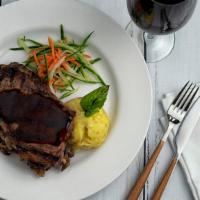  12 Oz New York Steak · seasonal vegetables and choice of: garlic mashed potato, Creamy polenta or herbed risotto