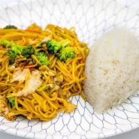 Vegetable Yakisoba · Yakisoba noodles stir-fried with cabbage, carrots and broccoli.