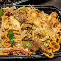 Old Town Chicken Fried Noodles / 老城鸡肉炒面 · 