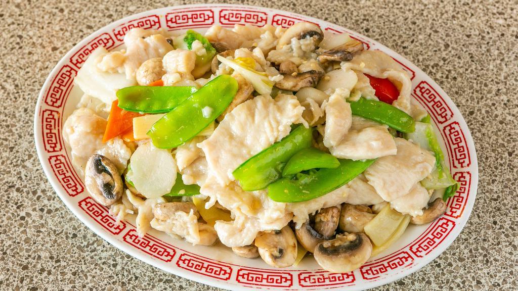 Moo Goo Gai Pan · Light & Healthy. Sliced Tender Chicken Breast, Stir-Fried with Snow Peas, Mushroom, Bamboo Shoots, Napa, and Carrots.