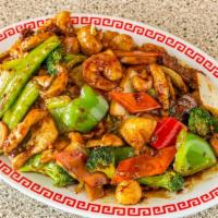 Happy Family · Sautéed Shrimp, Chicken Breast, Beef, Scallop, Stir-Fried with Vegetables.