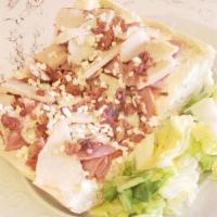 Club · Sliced ham, turkey, bacon, Swiss cheese, tomato, lettuce and mayo