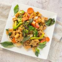 Pad Kee Mow (Drunken Noodle) · Fresh large cut rice noodles, garlic, onion, carrot, baby corn, broccoli, mushroom, bell pep...