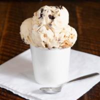 George Mason'S Peanut Butter Bill Of Rights · Peanut butter ice cream with chunks of chocolate fudge brownie, and peanut butter swirl.