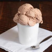 Schuyler Sisters' Kiss · Milk chocolate hazelnut ice cream.