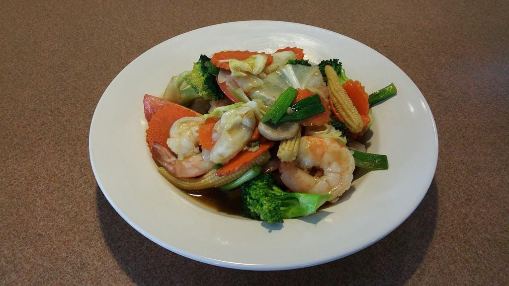 Mixed Vegetable · Stir fried assorted vegetables and broccoli in house special sauce.