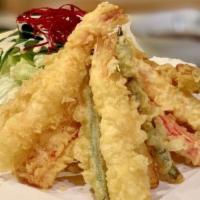 Tp-3. Combo Tempura (14 Pcs.) · 4 pieces shrimp tempura and 10 pieces vegetable tempura.