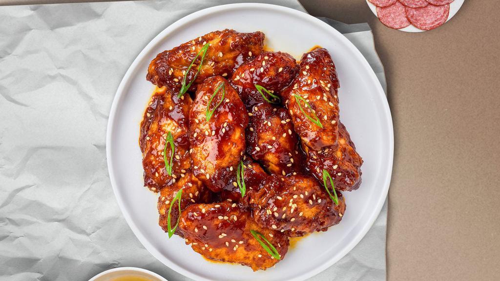 Seoul Side Bbq Wings (Boneless) · Boneless breaded fresh chicken wings, fried until golden brown, and tossed in Korean BBQ sauce. Served with a side of ranch or bleu cheese.