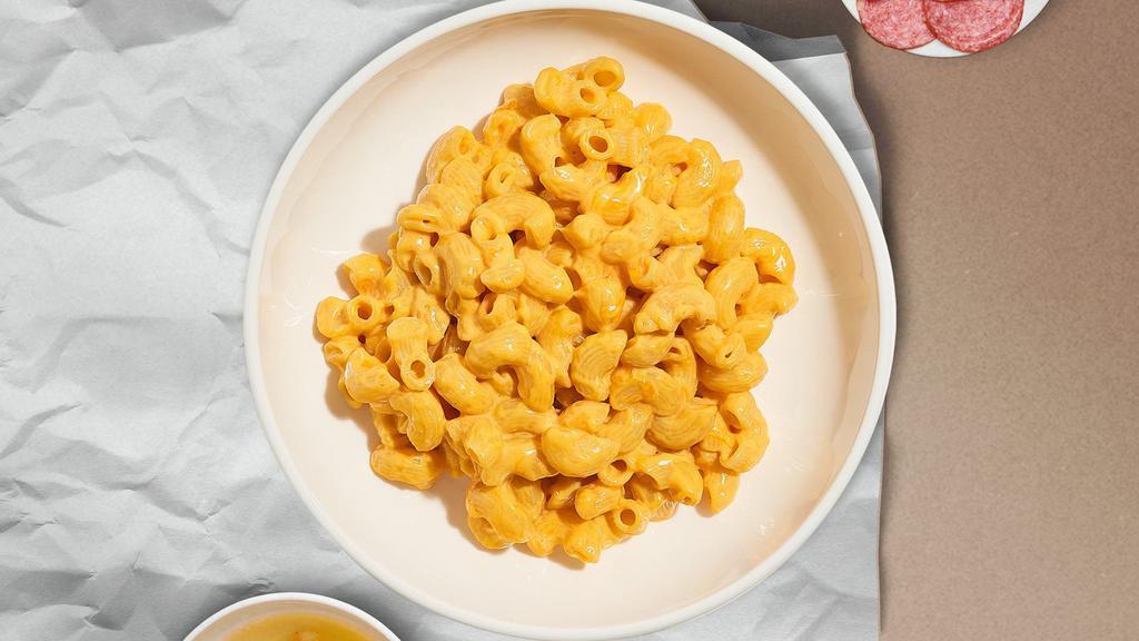 Mac Lovin' · Traditional rich and creamy mac and cheese.