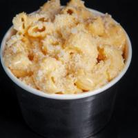 Sam'S Mac N' Cheese · Macaroni in a 3 cheese blended sauce, topped with Parmesan.