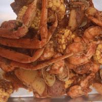 Cajun Super #2 · 1/2 lb snow crab 
1lb shrimp (head off )
1/2 lb clams 
3pc corn 3pc potato