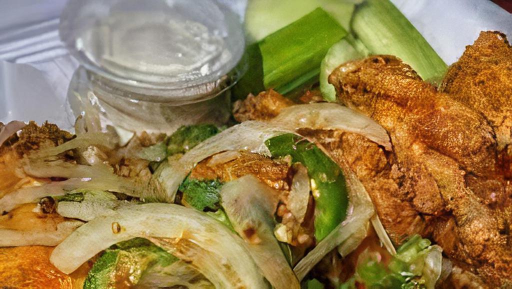 Cánh Gà Chiên Nước Mắm/ Deep Fried Chicken Wings W/ Fish Sauce · Deep fried chicken wings with fish sauce ( 8pcs )